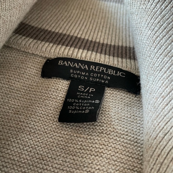 Vintage Banana Republic Knit Style Oatmeal Button Down Sweater with Collar - Picture 6 of 6